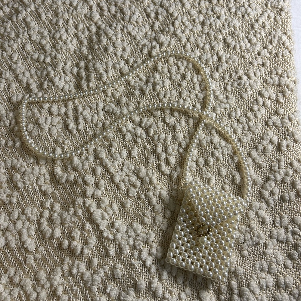 Elegant Cream Beaded Women's Bag